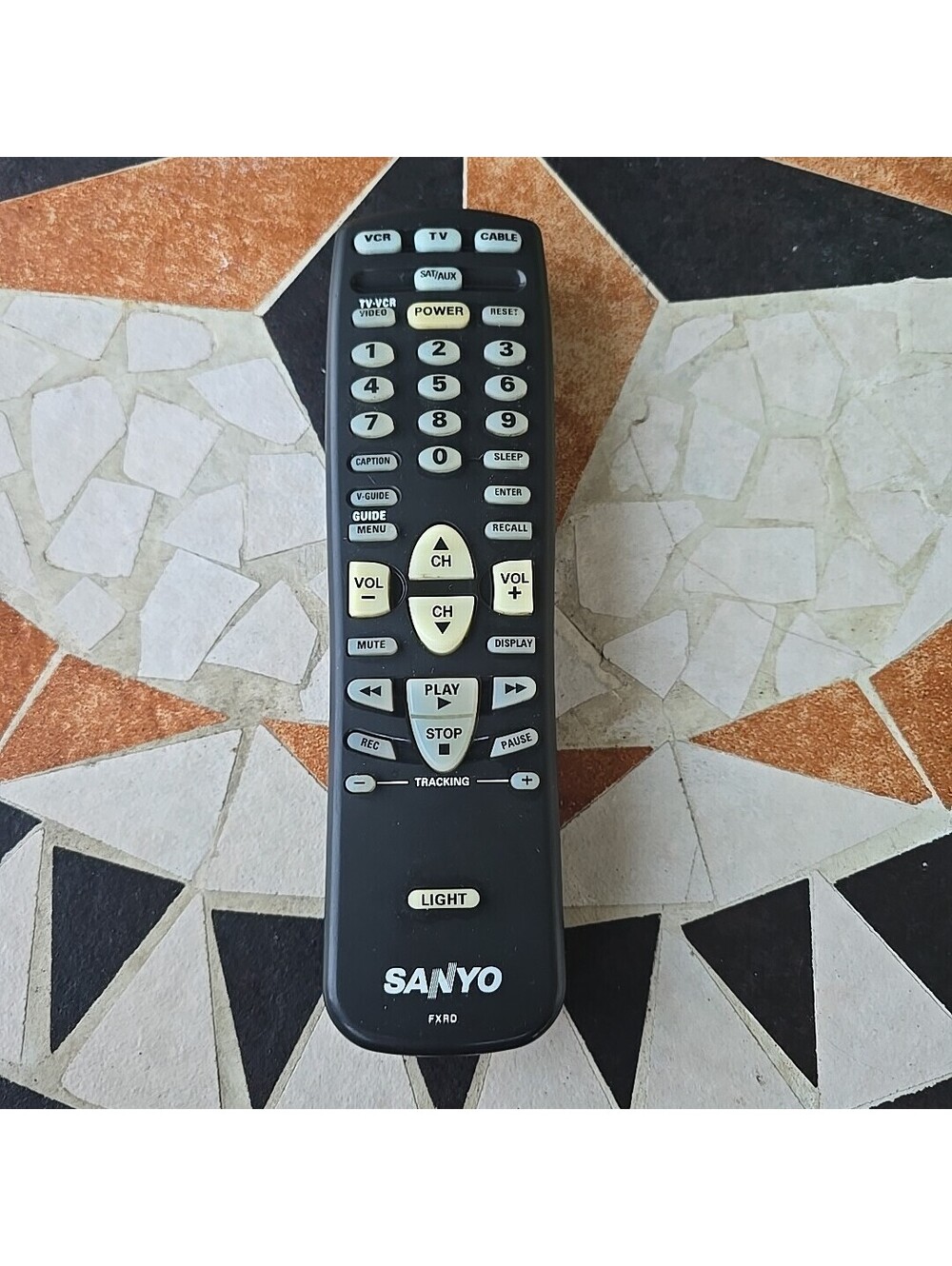 Sanyo FXRD TV VCR Cable OEM Original Replacement Remote Control No Battery Cover